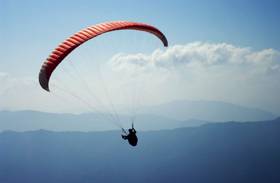 Parapente au Chalet Hôtel de la Croix Fry, hôtel spa et chalet La Clusaz, Haute-Savoie